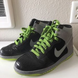 EUC Nike Zoom Swish high tops size 9